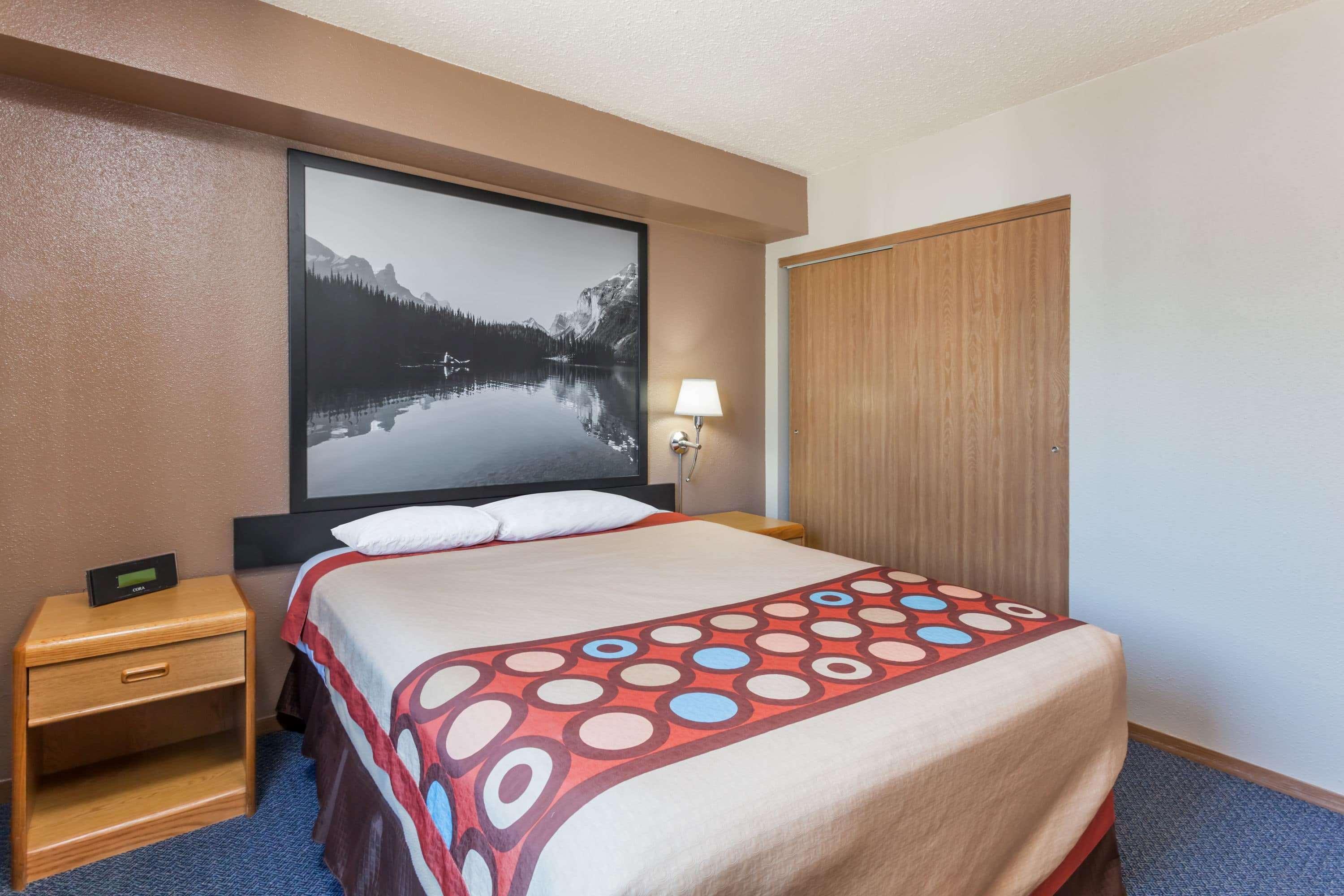 Super 8 By Wyndham Medicine Hat Ab Exterior foto
